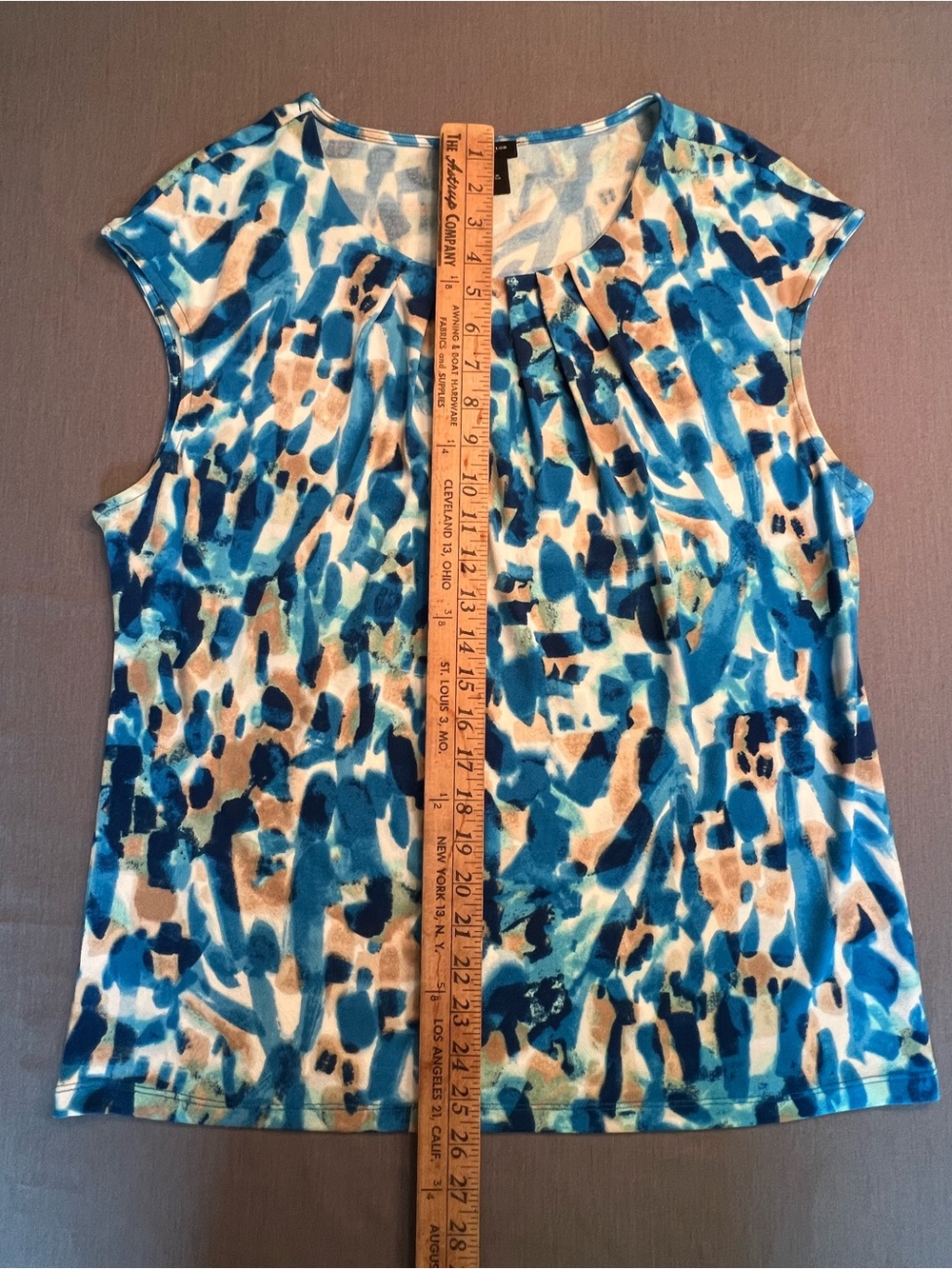 Ann Taylor Blue Teal and Tan Abstract Cap-Sleeve Top - Picture 3 of 6